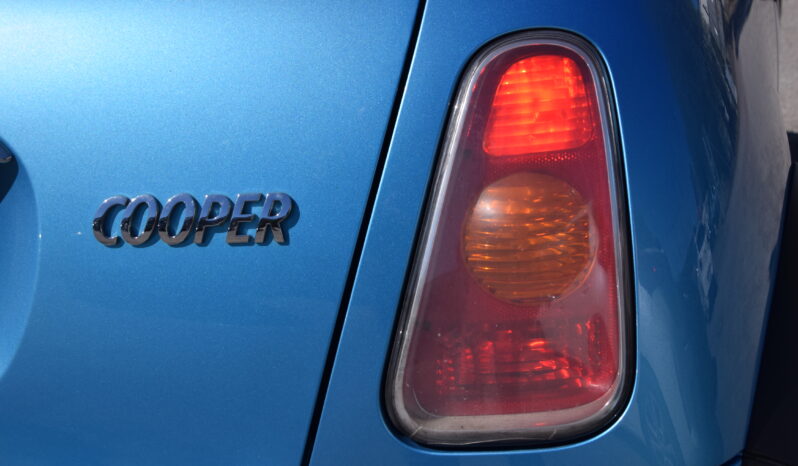 MINI Cooper CVT Pepper Euro 3 3_Dörr Auto Svensksåld-04 full
