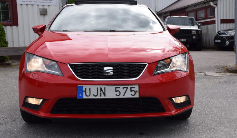 Seat Leon 1.2 TSI Euro 5 Panorama 5_Dörrar Svensksåld-13 full