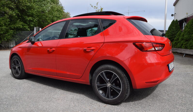 Seat Leon 1.2 TSI Euro 5 Panorama 5_Dörrar Svensksåld-13 full