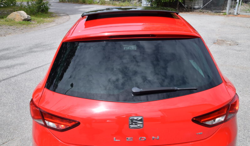 Seat Leon 1.2 TSI Euro 5 Panorama 5_Dörrar Svensksåld-13 full