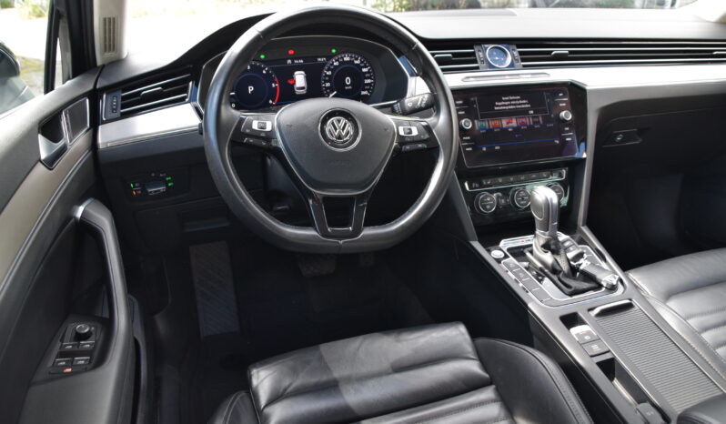 Volkswagen Passat 2.0 TDI BlueMotion 4Motion GT D_Värmare Euro 6 Svensksåld-18 full