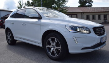 Volvo XC60 D4 Summum Panorama Navi Skinn Euro 6 Svensksåld-14 full