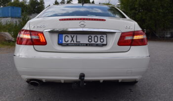 Mercedes-Benz E 250 Coupé BlueEFFICIENCY 5G Euro 5 Panorama Svensksåld-10 full