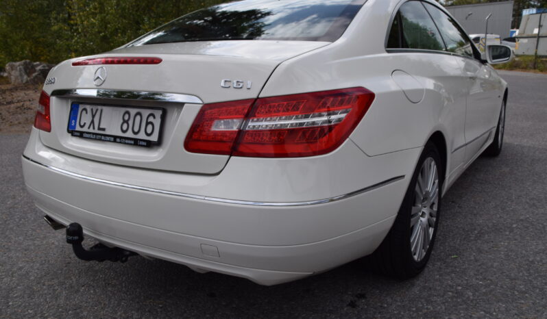 Mercedes-Benz E 250 Coupé BlueEFFICIENCY 5G Euro 5 Panorama Svensksåld-10 full