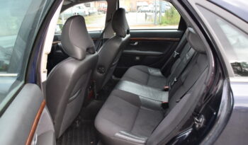 Volvo S80 2.4 Kinetic Euro 4 Auto Svensksåld-05 full