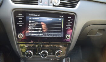 Skoda Octavia Kombi 1.6 TDI Euro 6 Carplay Auto Svensksåld-17 full