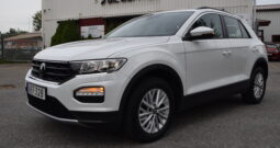 Volkswagen T-Roc 1.5 TSI Base Euro 6 P_Sensorer CarPlay Svensksåld-22