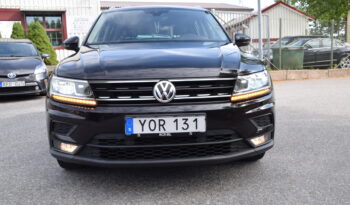 Volkswagen Tiguan 1.4 TSI 4Motion Euro 6 B_Värmare CarPlay Svensksåld-18 full