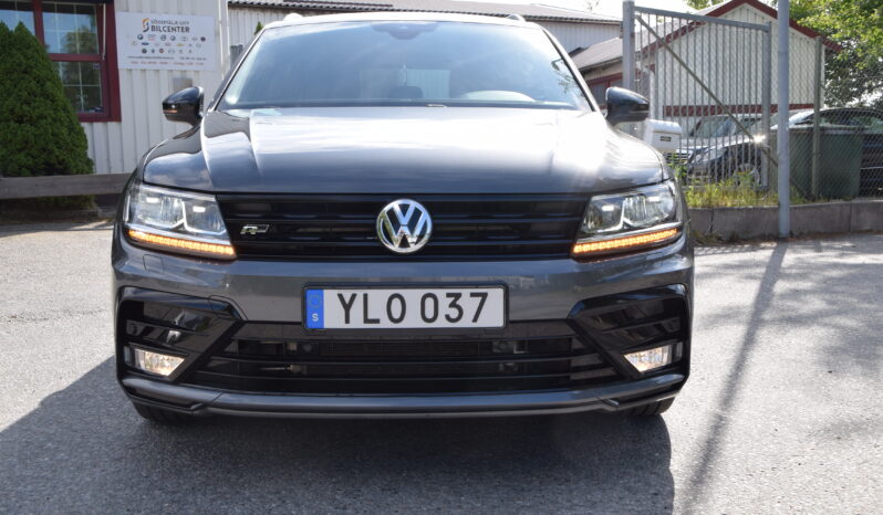 Volkswagen Tiguan 2.0 TDI 4Motion R-LINE Euro 6 Auto CarPlay Svensksåld-17 full