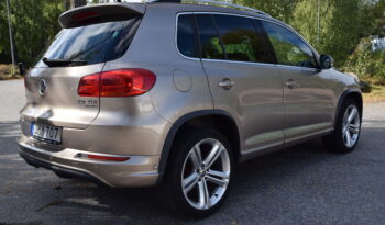 Volkswagen Tiguan 2.0 TDI 4Motion R_Line D_Värmare B_Kamera Svensksåld-15 full