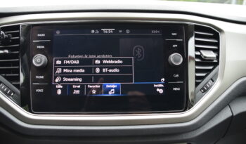 Volkswagen T-Roc 1.5 TSI Base Euro 6 P_Sensorer CarPlay Svensksåld-22 full