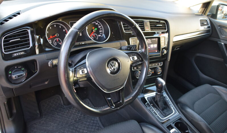 Volkswagen Golf 5-dörrar 1.4 TSI BMT Euro 5 B_Kamera Dragkrok Svensksåld-14 full