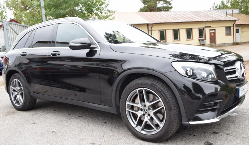 Mercedes-Benz GLC 220 d 4MATIC Panorama AMG Line Carplay D_Värmare-19 full