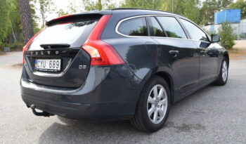 Volvo V60 D3 Momentum Taklucka Auto D_Värmare Euro 5 Svensksåld-12 full