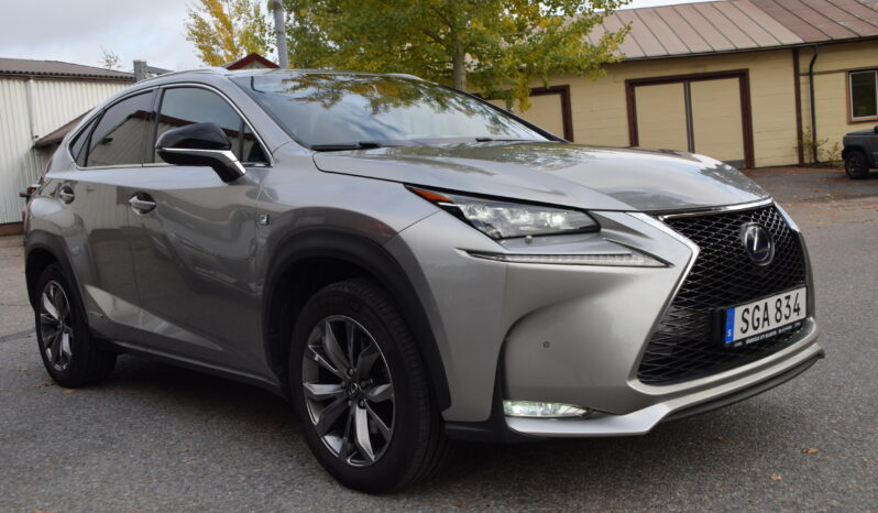 Lexus NX 300h AWD F Sport 2.5 Skinn E-CVT Euro 6 Svensksåld-15 full