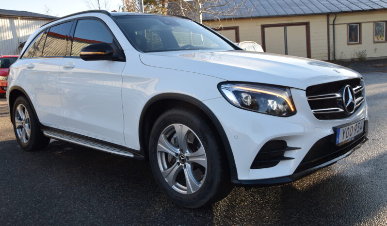 Mercedes-Benz GLC 220 d 4MATIC 9G Panorama AMG Line Värmare Svensksåld-19 full