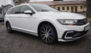 Volkswagen Passat Sportscombi GTE 1.4 TSI ACT Plug in Euro 6 Svensksåld-20 full