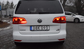 Volkswagen Touran 5-sätes 1.4 TGI EcoFuel Masters Moms Bil Svensksåld-14 full