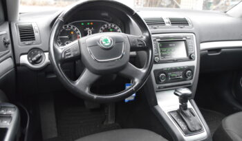 Skoda Octavia Kombi 1.6 TDI Elegance Euro 5 Auto Svensksåld-13 full