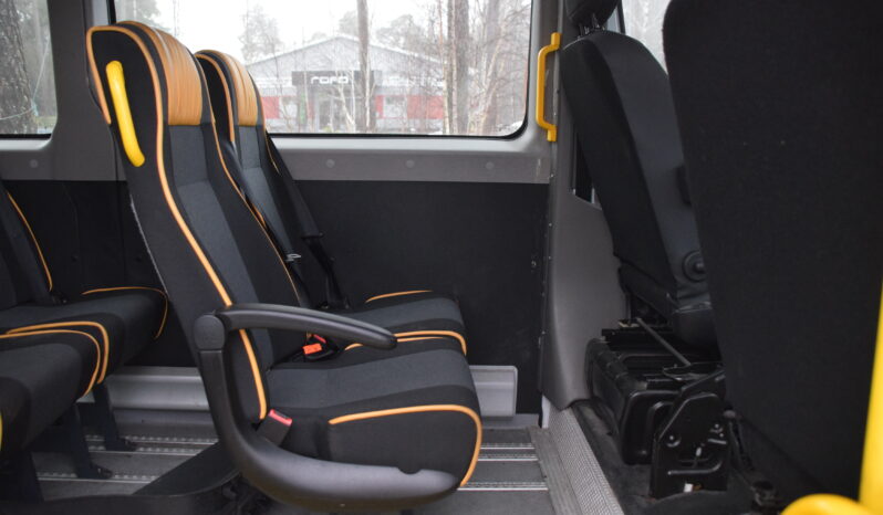 Renault Master 3.8T Minibuss 2.3dCI 9-Sits handikappanpassa Svensksåld-17 full