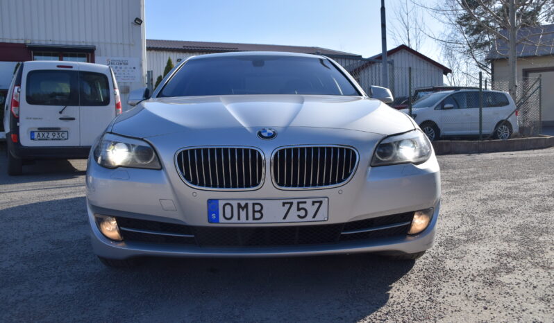 BMW 520 d Sedan Steptronic Euro 5 Skinn Auto Dragkrok Svensksåld-12 full