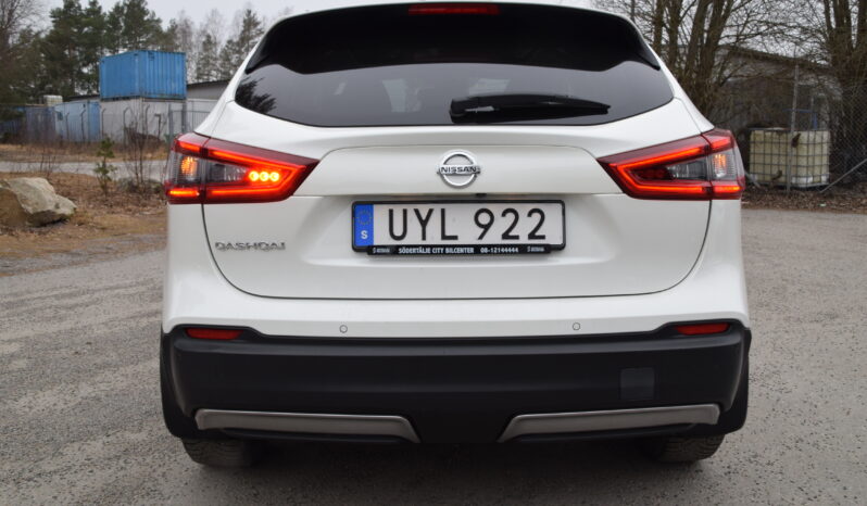 Nissan Qashqai 1.2 DIG-T XTRONIC-CVT Euro 6 360 Kamera Navi Svensksåld-17 full