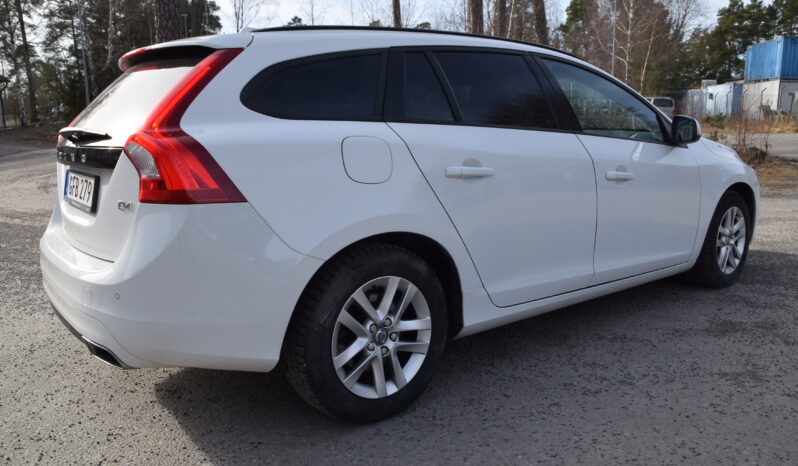 Volvo V60 D4 190HK Geartronic Kinetic Euro 6 D-Värmare Ny Kamrem Svensksåld-17 full