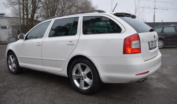 Skoda Octavia Kombi 1.6 TDI Elegance Euro 5 Auto Svensksåld-13 full