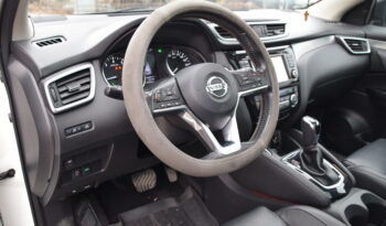 Nissan Qashqai 1.2 DIG-T XTRONIC-CVT Euro 6 360 Kamera Navi Svensksåld-17 full