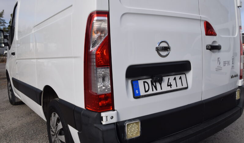 Nissan NV400 dCi 125HK 3_Sits Kamkedja Nyservad Svensksåld-16 full